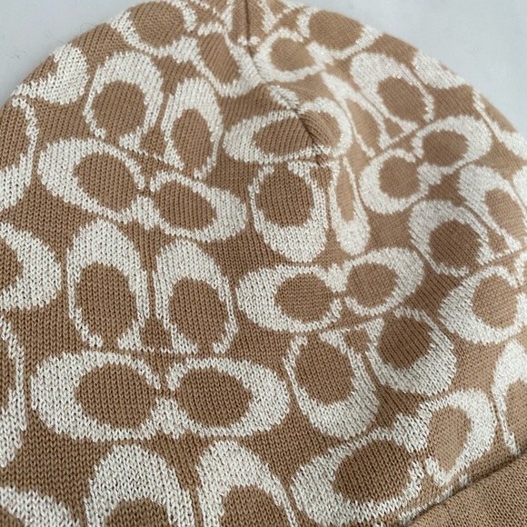 Coach signature metallic CC beanie hat OS - Picture 6 of 7